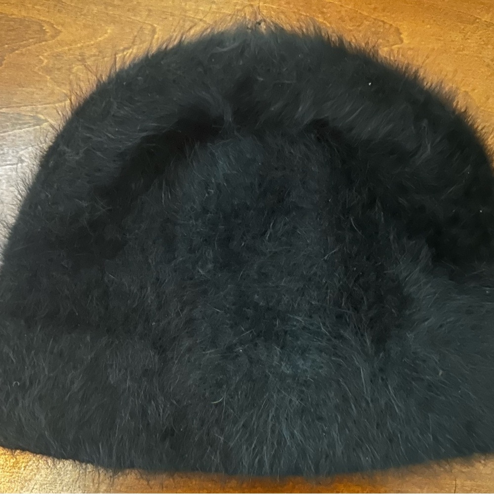 rabbit fur blend black beanie hat - Picture 5 of 6
